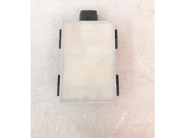 Модуль управления слепым пятном 31665692 Volvo XC90