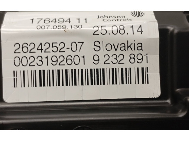 Přístrojová deska BMW 1 F20 F21 2015 9365975, 62109365975