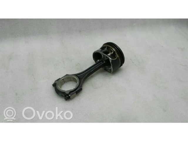 Поршень с шатуном M274, A2740302417 Mercedes-Benz E W212 для бензинового двигателя 2.5