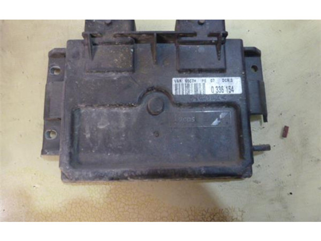 Блок управления двигателем Блок управления 9640900080, 963958768   Peugeot 306