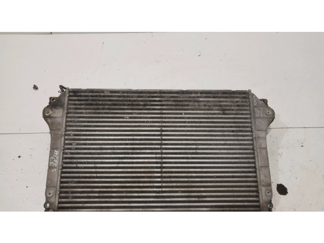Интеркулер JD1271002220, 0R010 Toyota Avensis T250 2.2