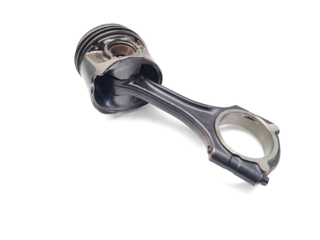 Píst OM640.940, 640.940 Mercedes-Benz A W169 OM640.940