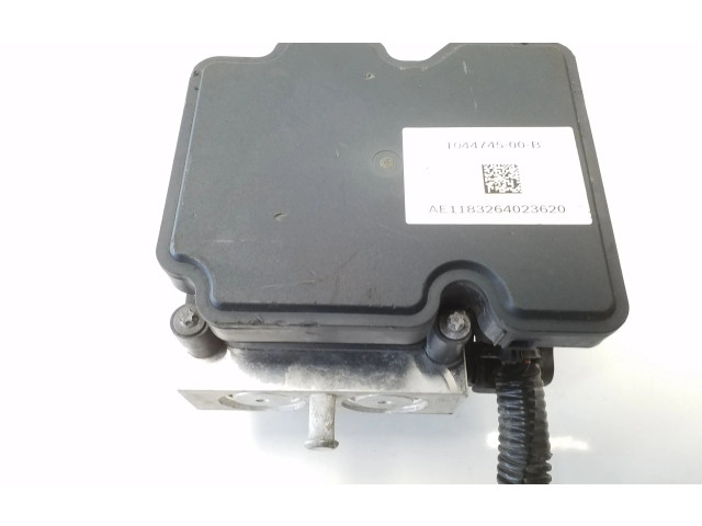 Рулевая рейка Блок ABS 110354100A, 104474500B Tesla Model 3 2017 - года