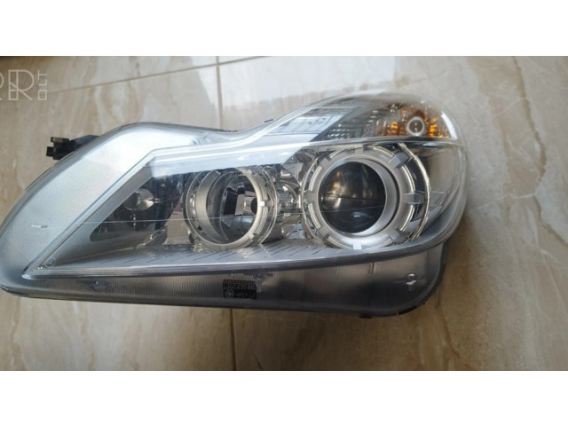 Передняя фара