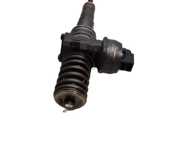 Форсунка 038130073BN Volkswagen Jetta V BLS