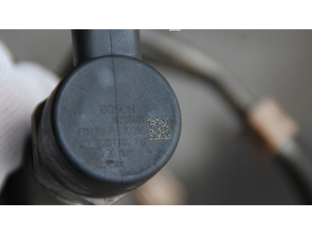 Топливная рампа 185KM, 0281002712   Volvo XC90  