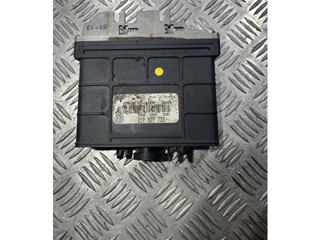 Блок управления коробкой передач 01P927733   Volkswagen Transporter - Caravelle T4