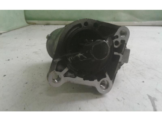 Стартер Dacia Sandero 2008 - 2012 года