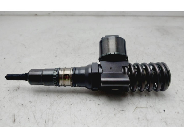 Форсунка 03G130073G Audi A3 S3 A3 Sportback 8P