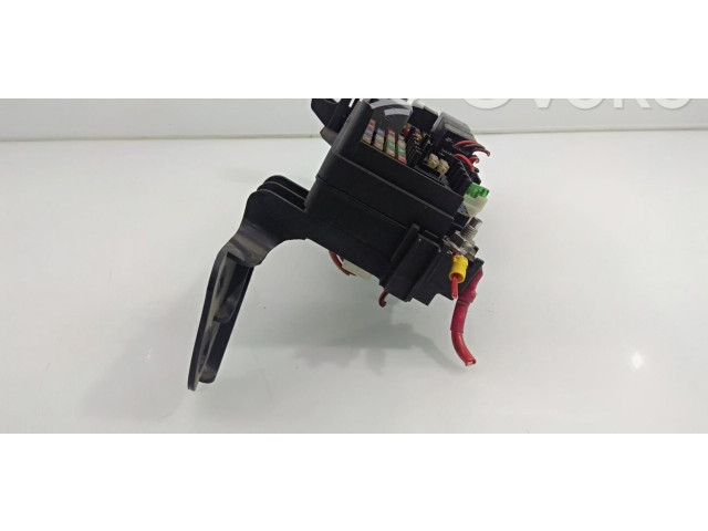 Блок предохранителей A1645400272   Mercedes-Benz ML W164    