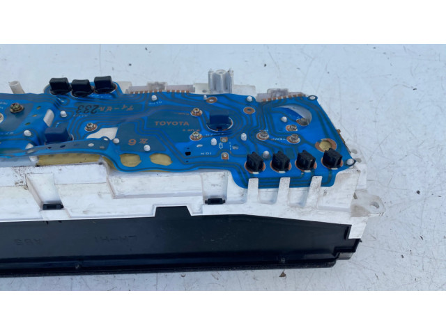 Přístrojová deska  Toyota Carina T170 1990 832002B501, 69160630  