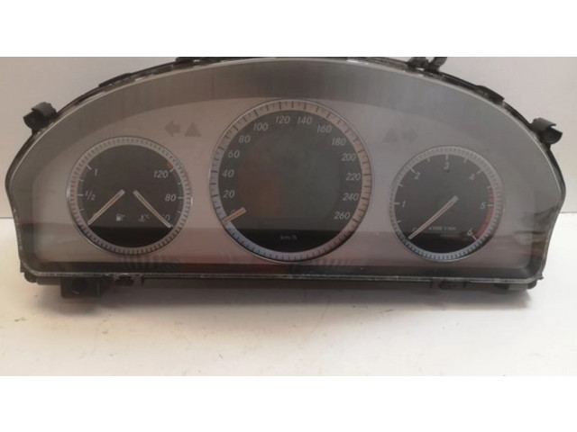 Přístrojová deska Mercedes-Benz C W204 2008 A2045404548, 2045404548