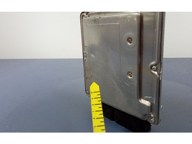 Блок управления двигателем ECU