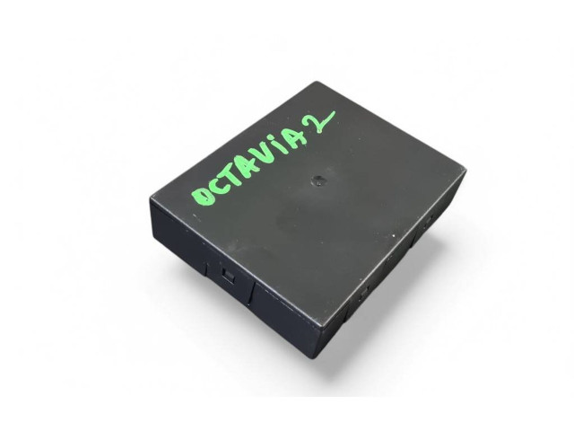 Блок комфорта 1K0959433BT, 5DK00897702 Skoda Octavia Mk2 (1Z)