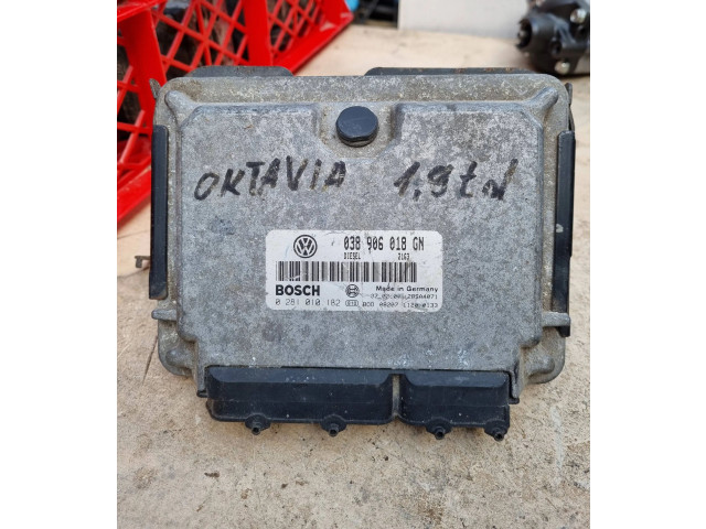 Блок управления двигателя 038906018GN, 28SA4071   Skoda Octavia Mk1 (1U)