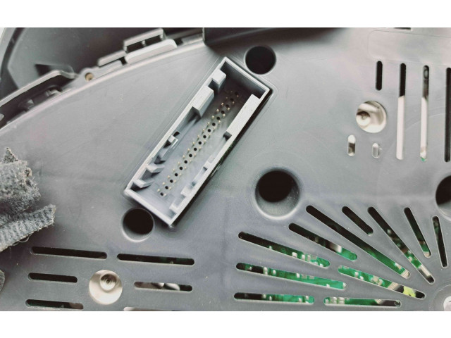 Přístrojová deska Chevrolet Cruze 2009 94824446