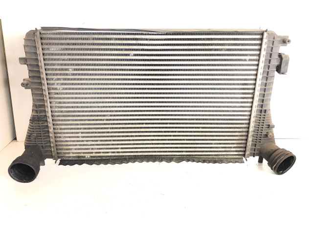 Интеркулер  3C0145805R   Volkswagen PASSAT B6 