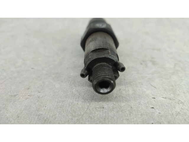 Vstřikovač LCR6705402D Peugeot 504 1.8