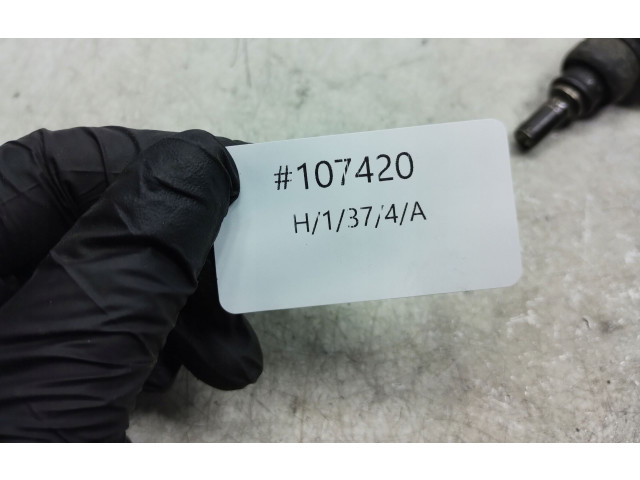 Топливная рампа 06A133317E, 5WS1226 Audi A3 S3 8L