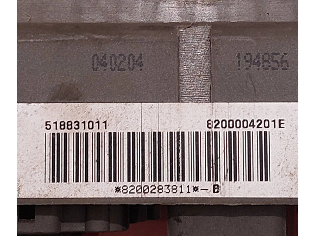 Pojistková skříňka 8200283811, 8200368381 Renault Espace IV 2005