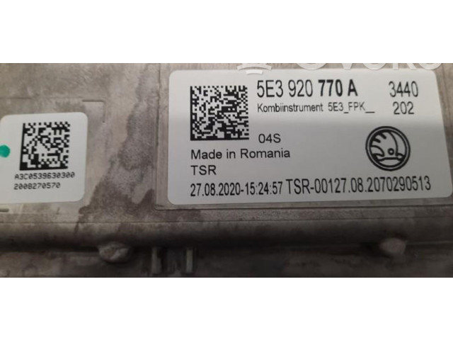 Спидометр (приборный щиток) 5E3920770A Skoda Octavia Mk4