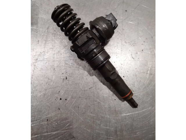 Vstřikovač 038130073br, 0414720232 Volkswagen Caddy BST