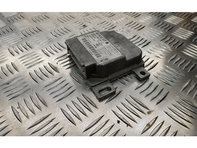 Блок подушек безопасности 8200136038, 0285001415   Renault Clio II