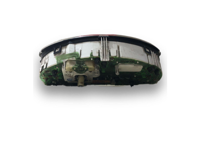 Панель приборов    Renault Clio I       