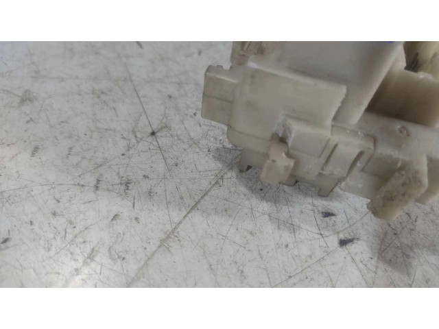 Pojistková skříňka Infiniti G37 2014