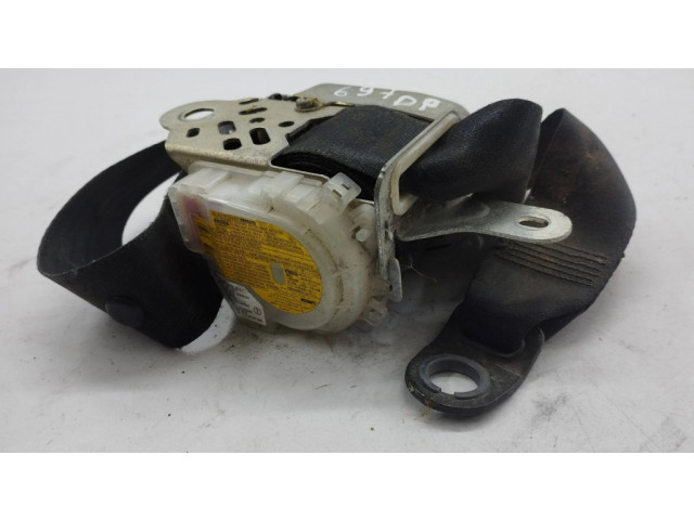 Передний ремень безопасности