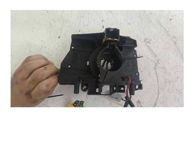 Подрулевой шлейф SRS 8200204068   Renault Clio II