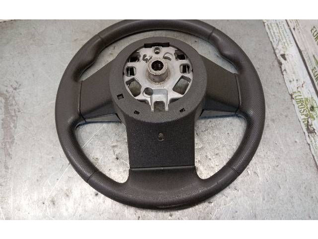 Volant Nissan Navara D22 2001 484304X20A  