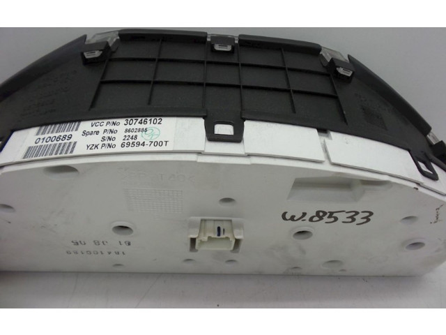 Панель приборов 30746102   Volvo V70       