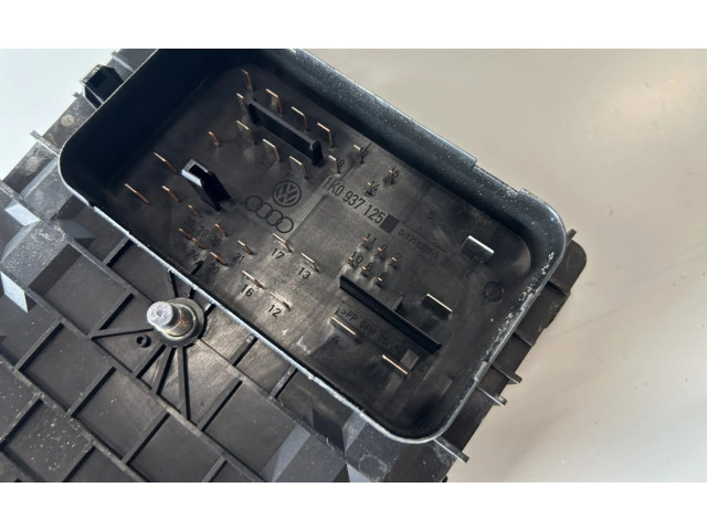 Блок предохранителей 1K0937125, 1K0937125 Volkswagen Golf Plus