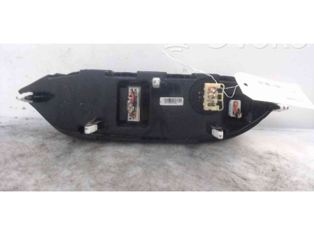 Блок управления климат-контролем 972501W540, 21704048 KIA Rio