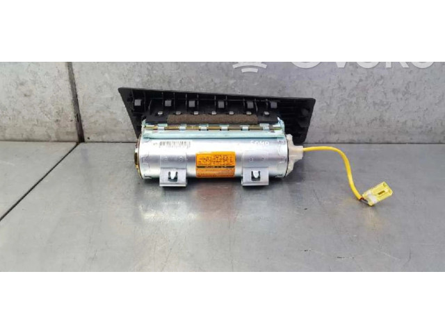 Подушка безопасности двери LC6257K70G Mazda MPV II LW