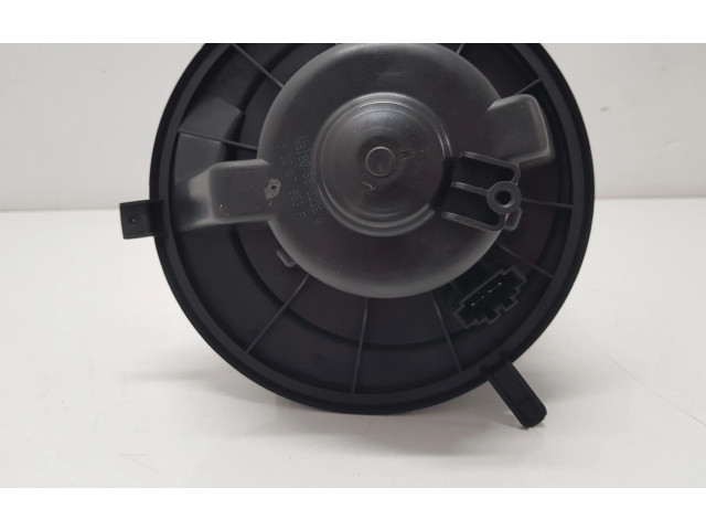 Вентилятор печки 1K1819015A Volkswagen Caddy