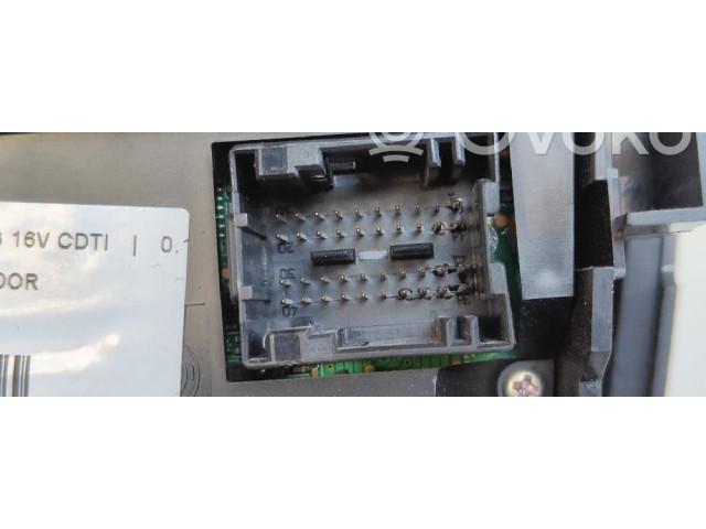 Блок управления климат-контролем 735498549 Opel Combo D