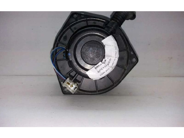 Вентилятор печки 0130111154 Nissan Vanette