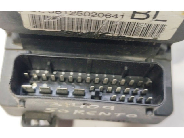 Блок ABS 589103E310    KIA Sorento