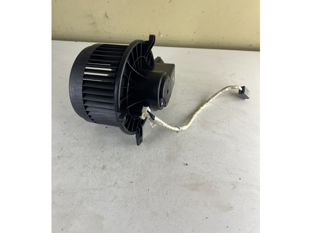 Вентилятор печки    AY2727006370, DM676001   Jeep Grand Cherokee