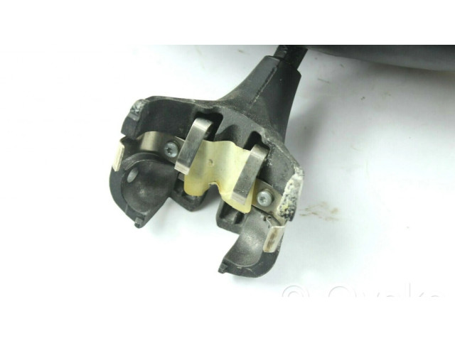 Зеркало заднего вида (в салоне)