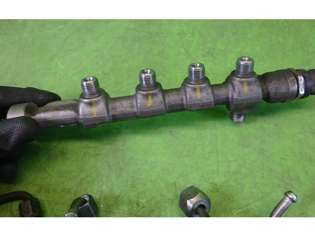 Магистральная трубка топлива