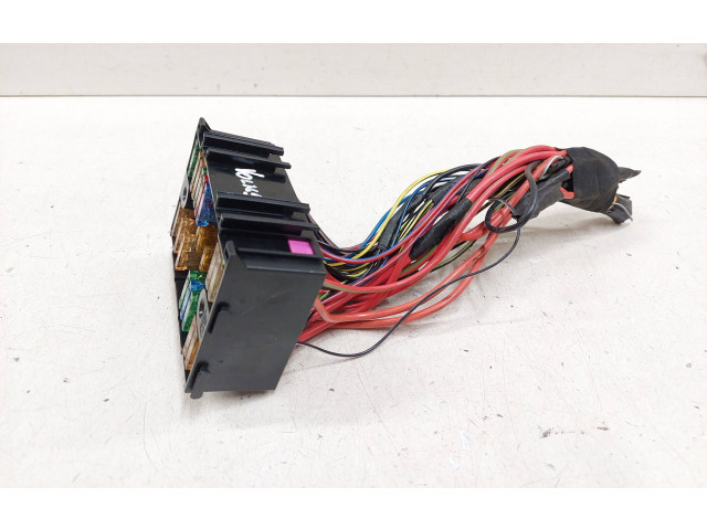 Блок предохранителей 7H0937617A   Volkswagen Transporter - Caravelle T5      