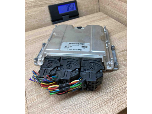 Блок управления двигателем Блок управления 8200065996, 0281011087 Volvo S40, V40