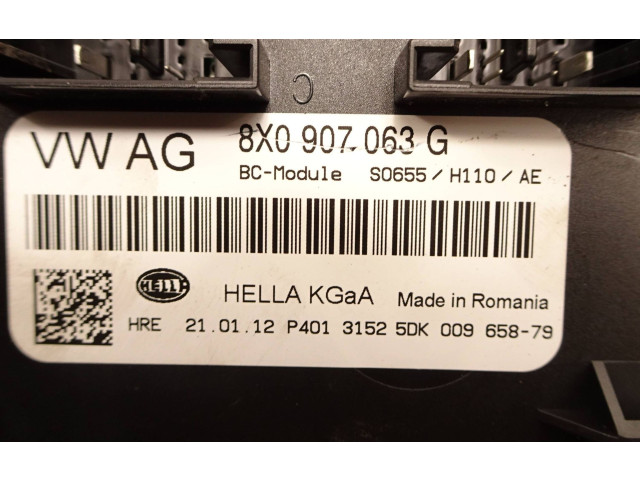 Блок комфорта 8X0907063G, 5DK00965879 Audi A1