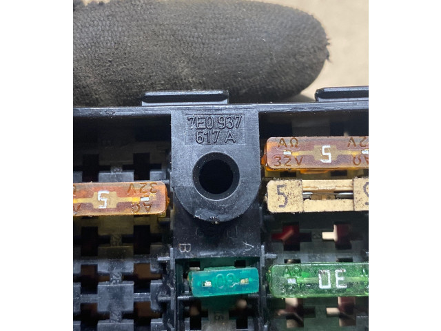 Блок предохранителей 7E0937617A Volkswagen Transporter - Caravelle T5