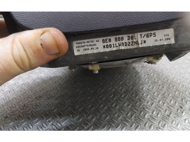 Подушка безопасности водителя 8E0880201T   Audi A2