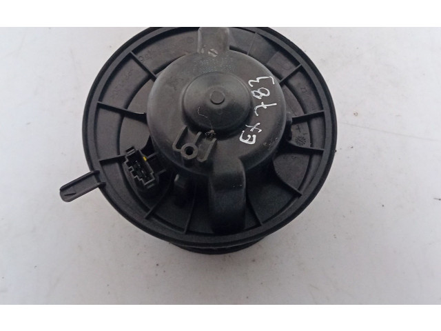 Вентилятор печки 1K1819015C Volkswagen Caddy