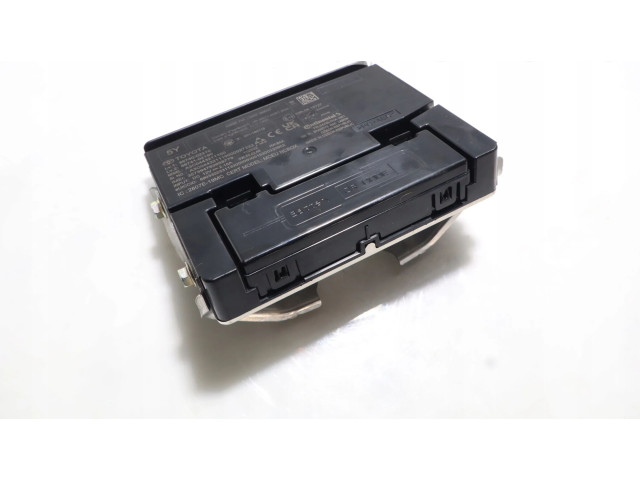 Блок управления навигации (GPS)    Toyota Corolla E210 E21